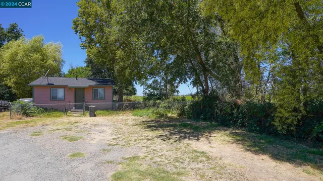 $869,000 | 11273 Garden Highway, Yuba City, CA 95991