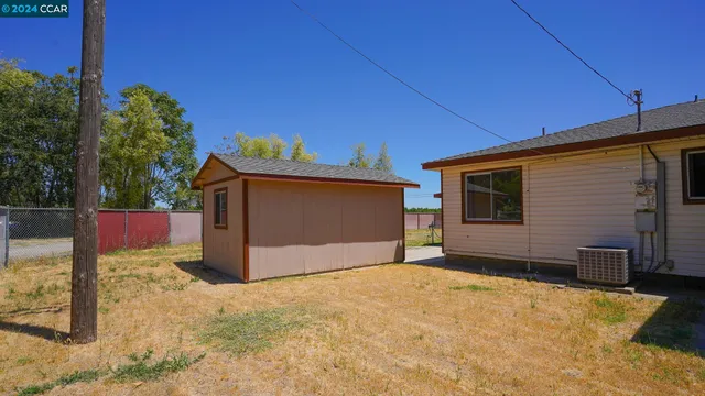 $869,000 | 11273 Garden Highway, Yuba City, CA 95991