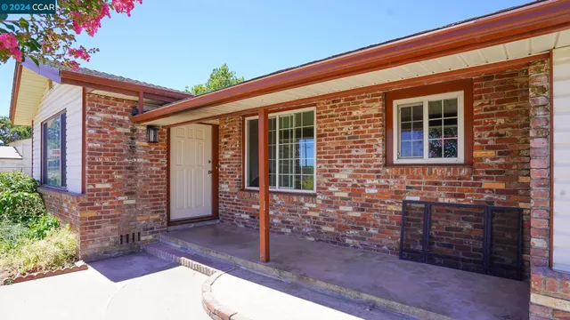 $869,000 | 11273 Garden Highway, Yuba City, CA 95991