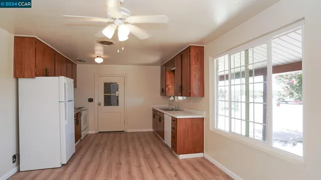 $869,000 | 11273 Garden Highway, Yuba City, CA 95991