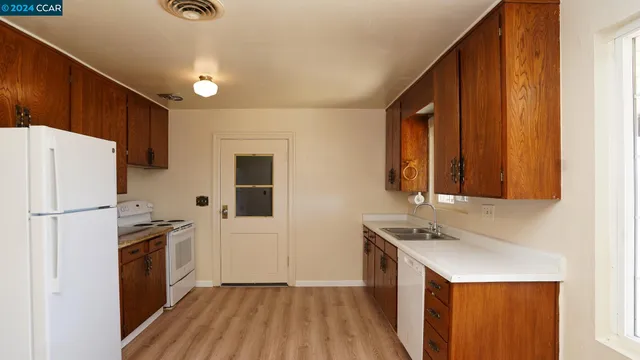 $869,000 | 11273 Garden Highway, Yuba City, CA 95991