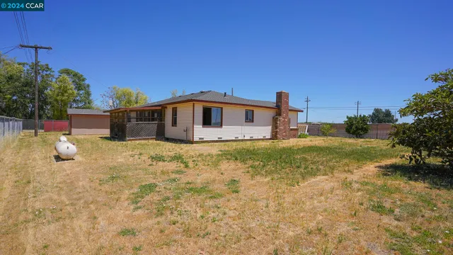 $869,000 | 11273 Garden Highway, Yuba City, CA 95991