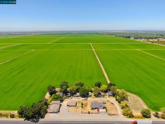 $869,000 | 11273 Garden Highway, Yuba City, CA 95991