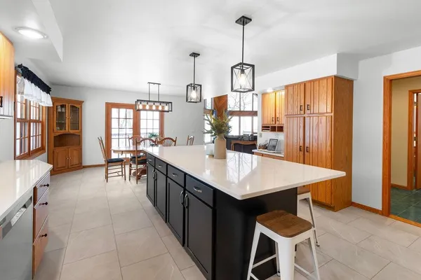 $769,500 | W913 West North Shore Drive, Montello, WI 53949