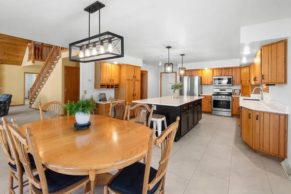 $769,500 | W913 West North Shore Drive, Montello, WI 53949