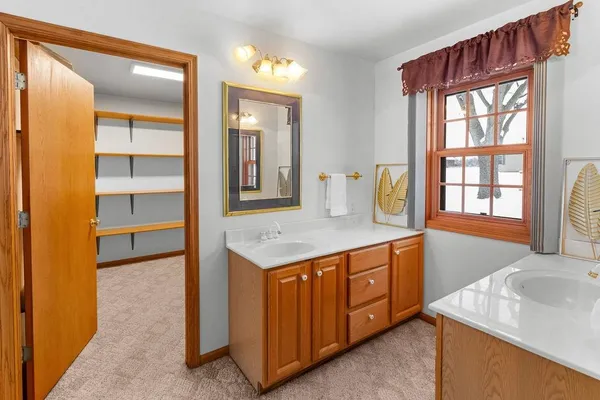 $769,500 | W913 West North Shore Drive, Montello, WI 53949