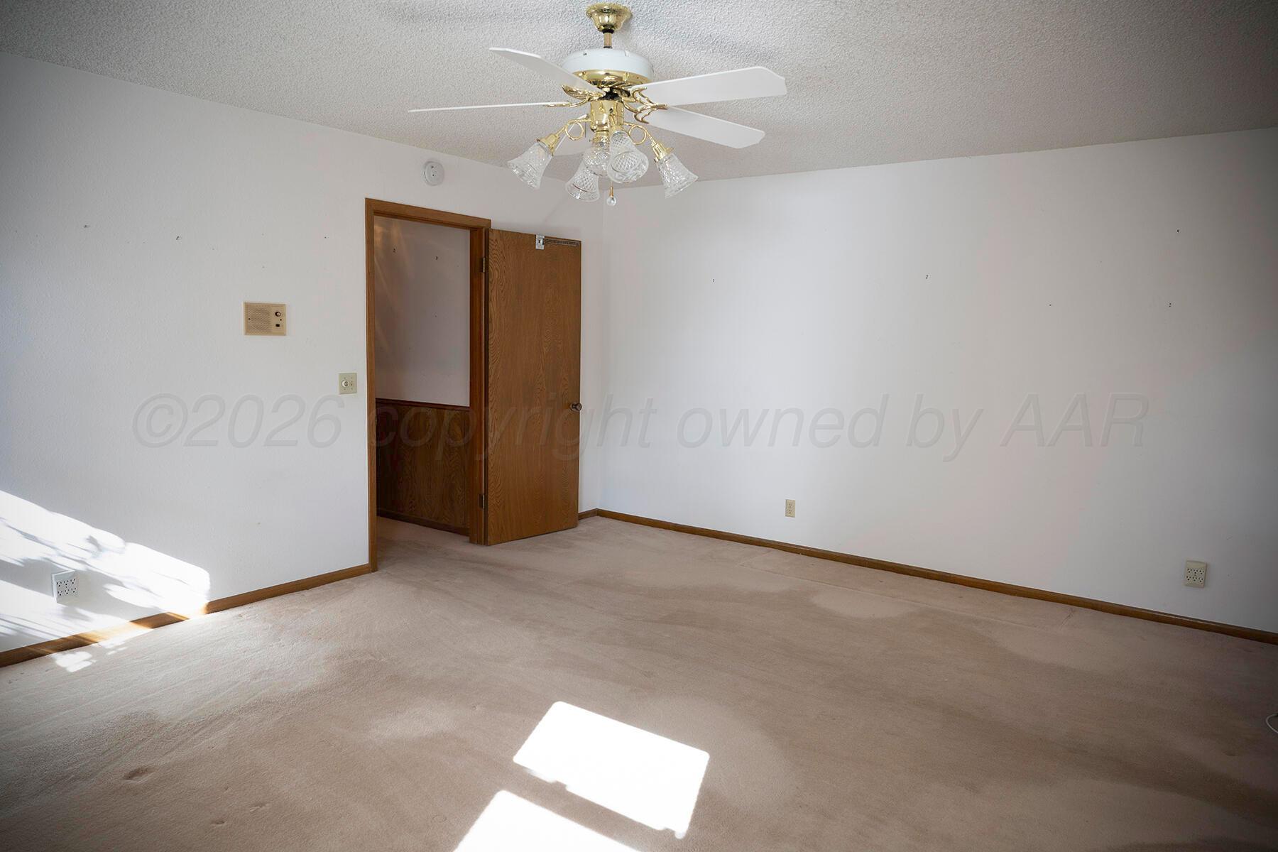 309 Bennett Drive Dumas, TX 79029 - Photo 22 of 35 Bedroom 1