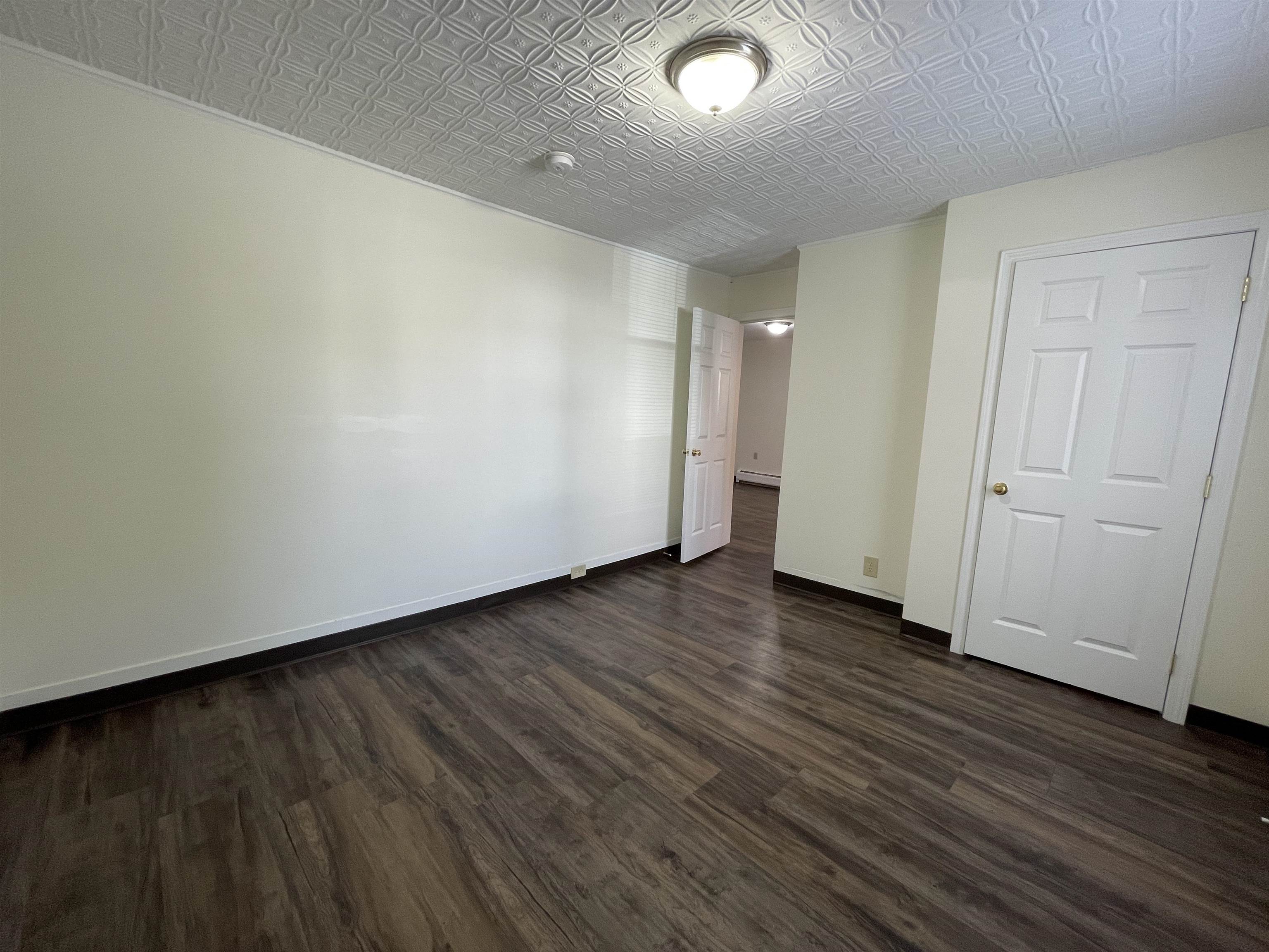 53 Walker Street, Unit 1E Manchester, NH 03102 - Photo 13 of 29