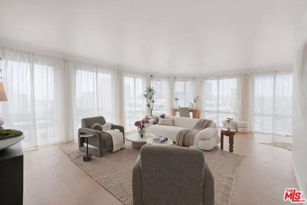 $588,888 | 800 West 1st Street, Unit 710, Los Angeles, CA 90012