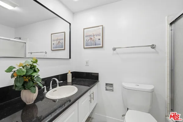 $588,888 | 800 West 1st Street, Unit 710, Los Angeles, CA 90012