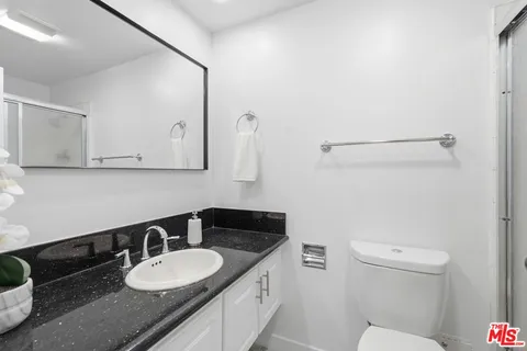 $525,000 | 800 West 1st Street, Unit 710, Los Angeles, CA 90012