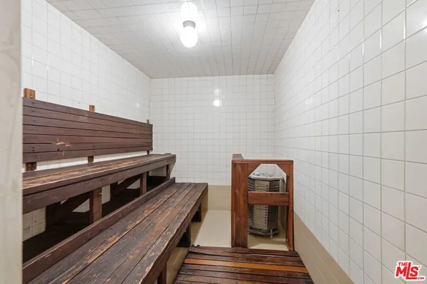 $588,888 | 800 West 1st Street, Unit 710, Los Angeles, CA 90012