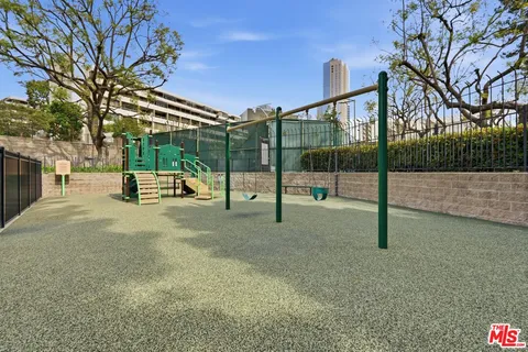 $525,000 | 800 West 1st Street, Unit 710, Los Angeles, CA 90012