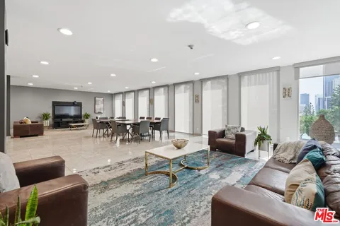 $525,000 | 800 West 1st Street, Unit 710, Los Angeles, CA 90012