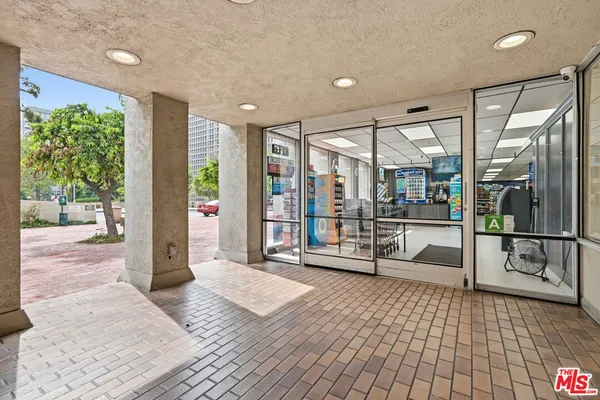 $588,888 | 800 West 1st Street, Unit 710, Los Angeles, CA 90012