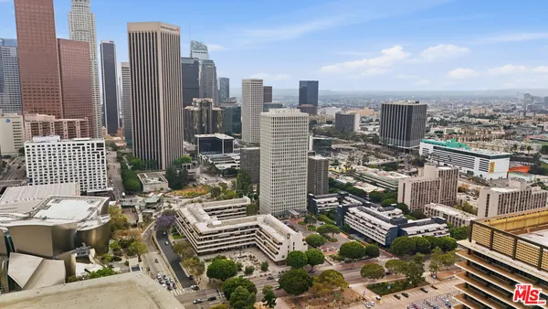 $588,888 | 800 West 1st Street, Unit 710, Los Angeles, CA 90012