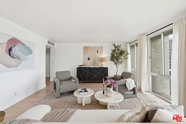 $588,888 | 800 West 1st Street, Unit 710, Los Angeles, CA 90012