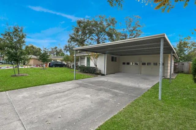 $2,200 | 9535 Vogue Lane, Houston, TX 77080