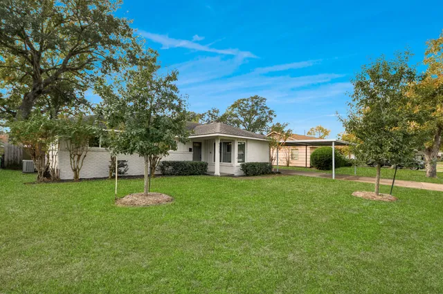 $2,200 | 9535 Vogue Lane, Houston, TX 77080