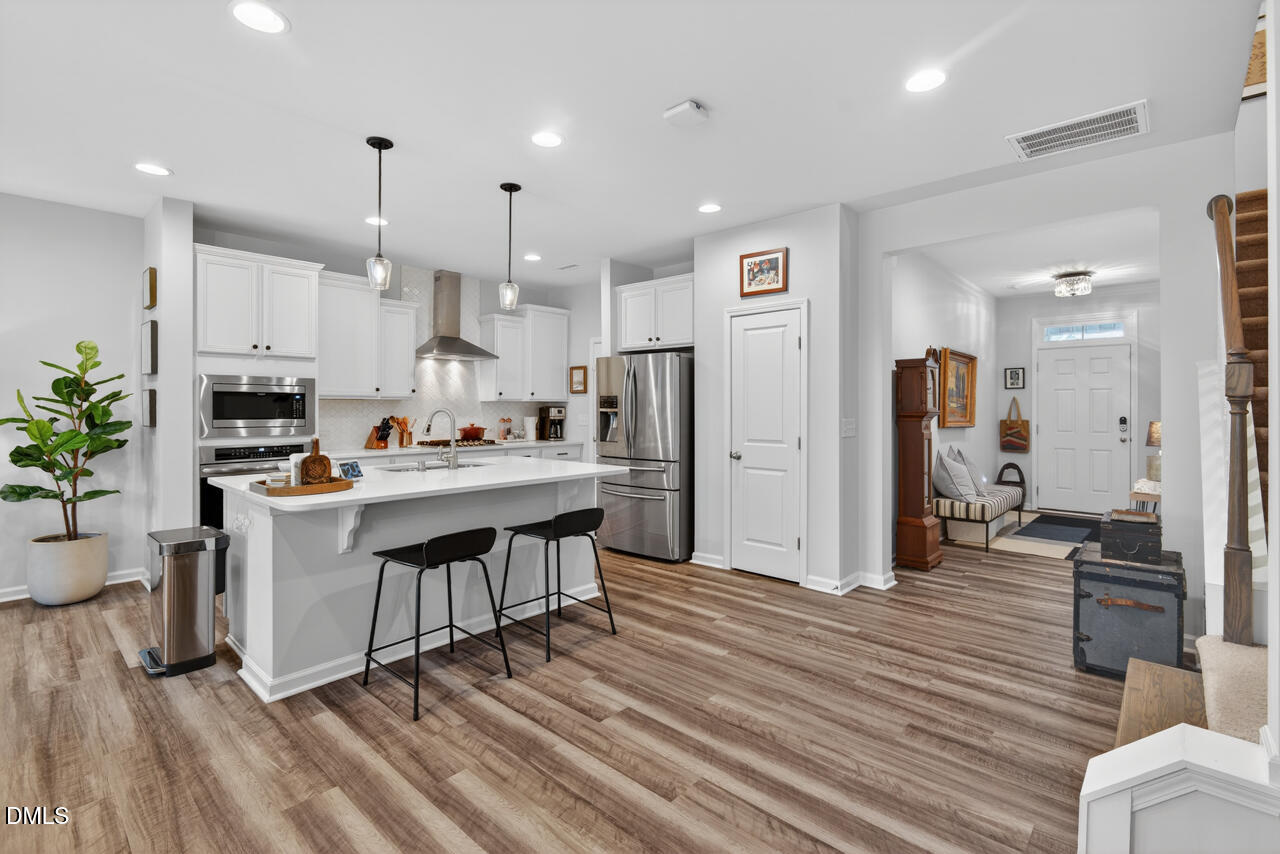 1355 Southpoint Trail Durham, NC 27713 - Photo 9 of 44 09