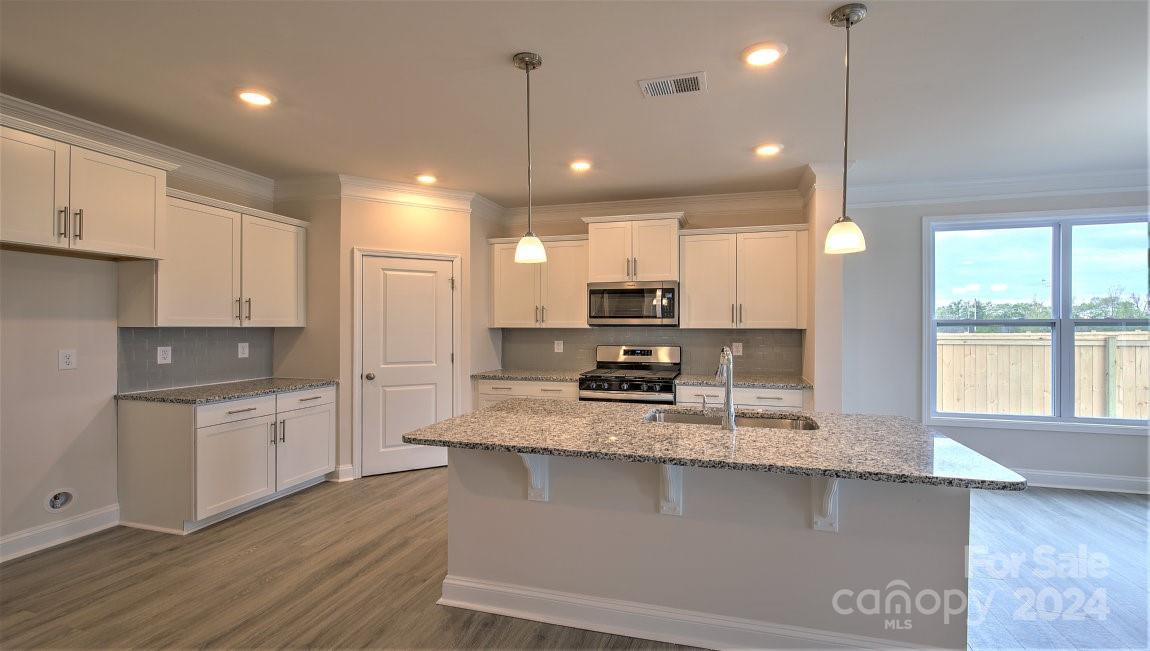 508 Fox Cove Road Hendersonville, NC 28792 - Photo 9 of 29 Gallery Image 9