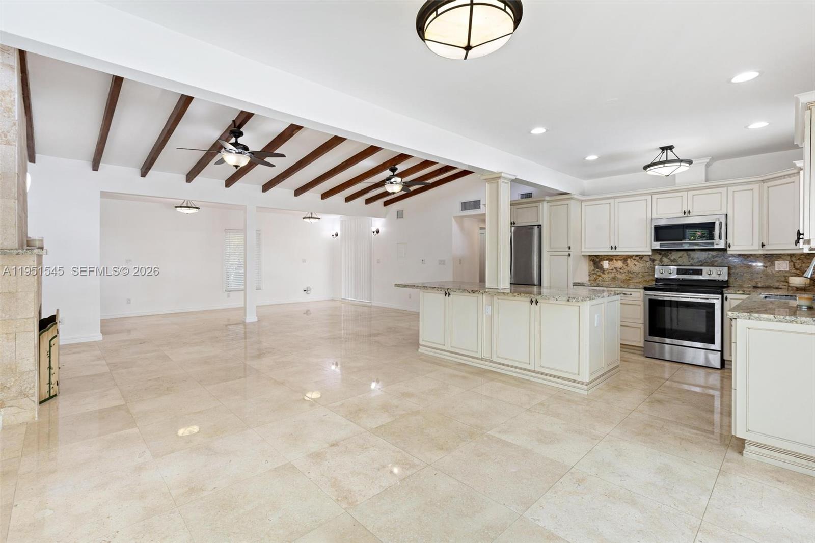 8030 Southwest 120th Street Pinecrest, FL 33156 - Photo 4 of 17