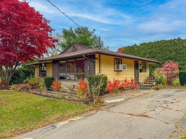 $269,900 | 219 Dawn Boulevard, Woonsocket, RI 02895