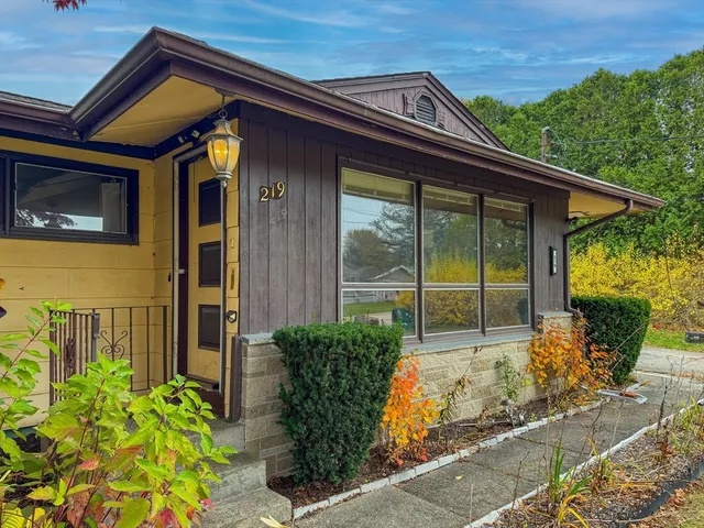 $269,900 | 219 Dawn Boulevard, Woonsocket, RI 02895