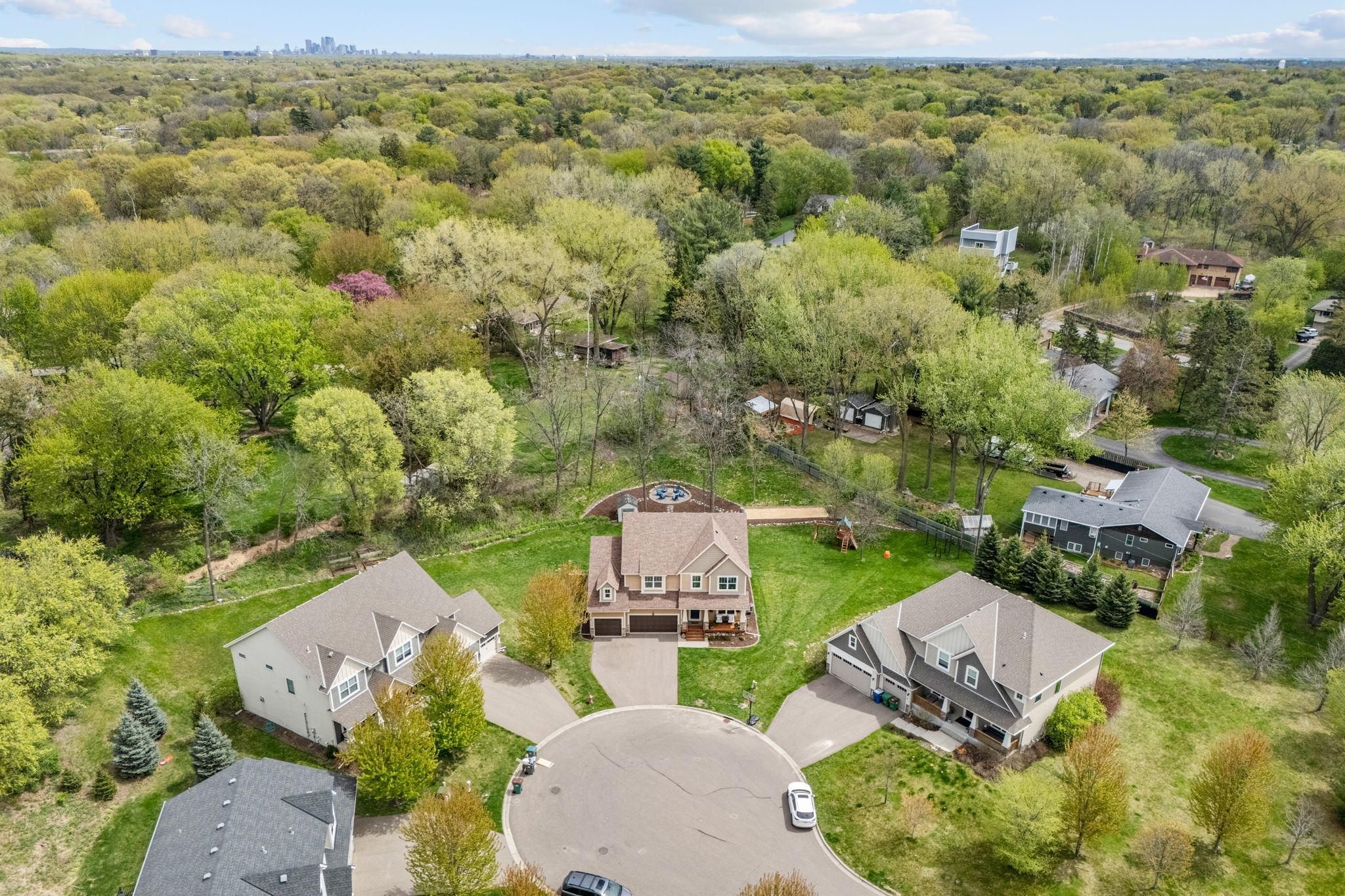 3617 Favorite Court Minnetonka, MN 55305 - Photo 3 of 29