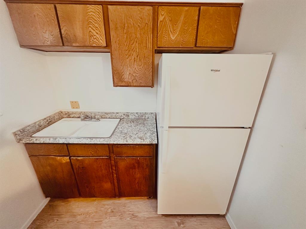 4204 Speedway, Unit 203 Austin, TX 78751 - Photo 4 of 10 a utility room with dryer and washer