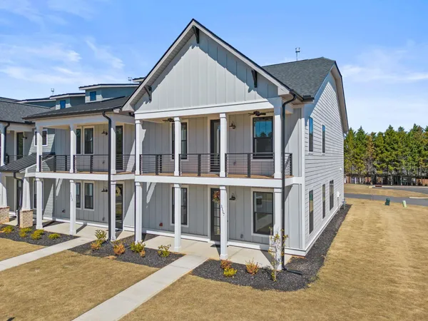 $350,900 | 1117 Syrah Lane, Duncan, SC 29334