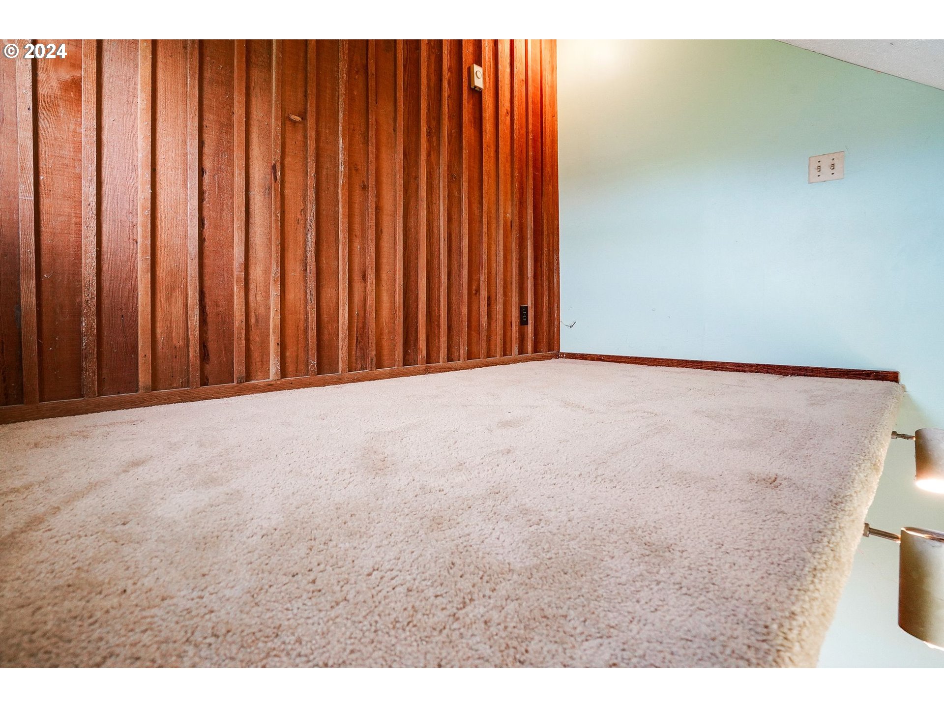 10342 Liberty Road South Jefferson, OR 97352 - Photo 20 of 40 a view of wooden floor