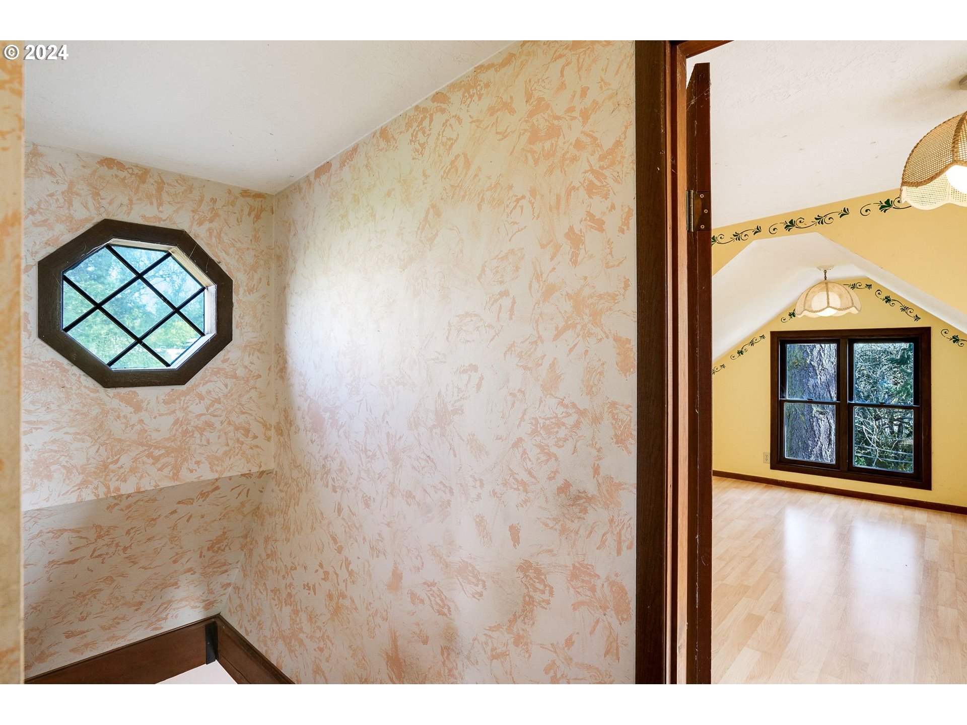 10342 Liberty Road South Jefferson, OR 97352 - Photo 28 of 40 view of a room with window and wooden floor