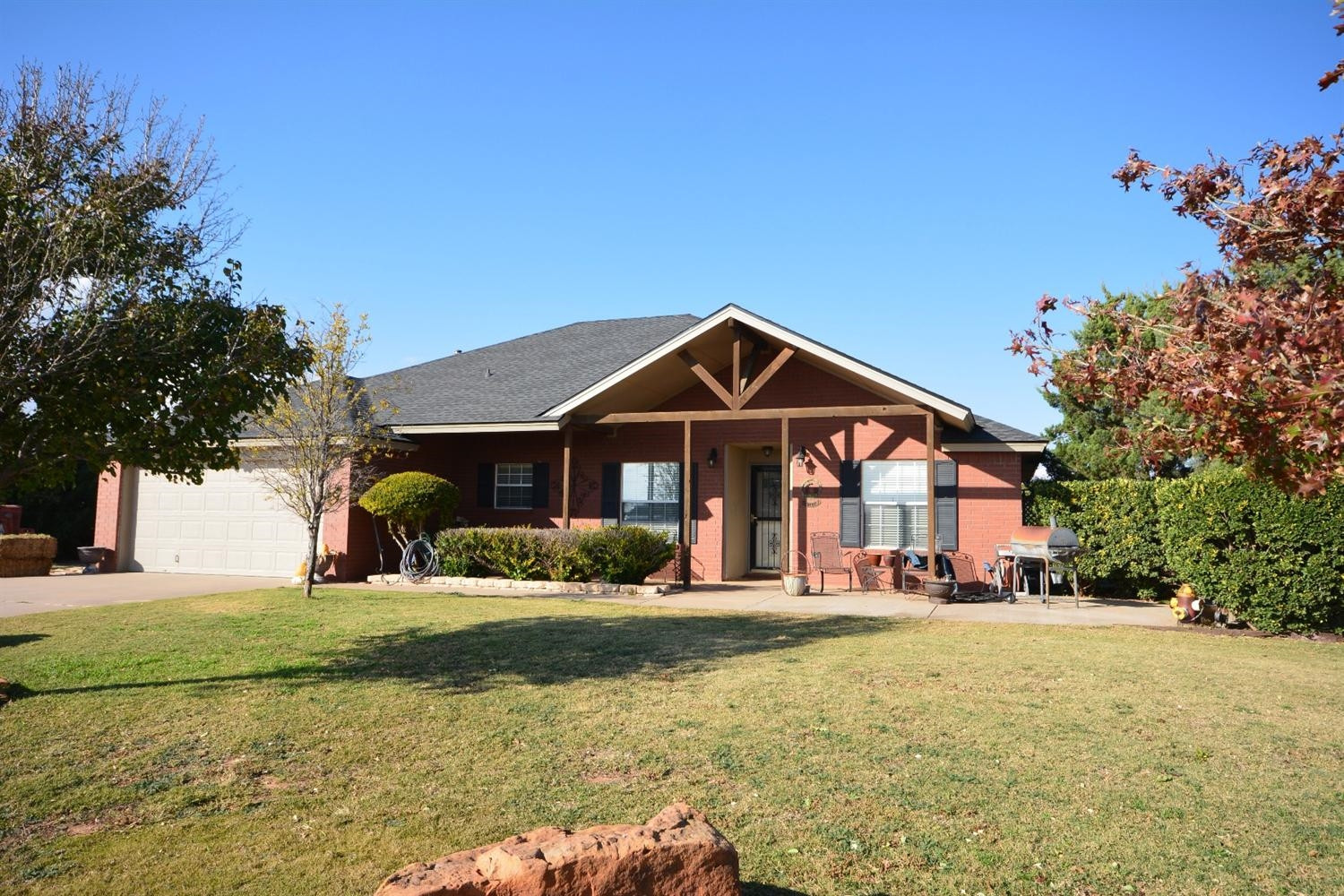 7526 Woodrow Road Wolfforth, TX 79382 - Photo 1 of 10 Photo 1