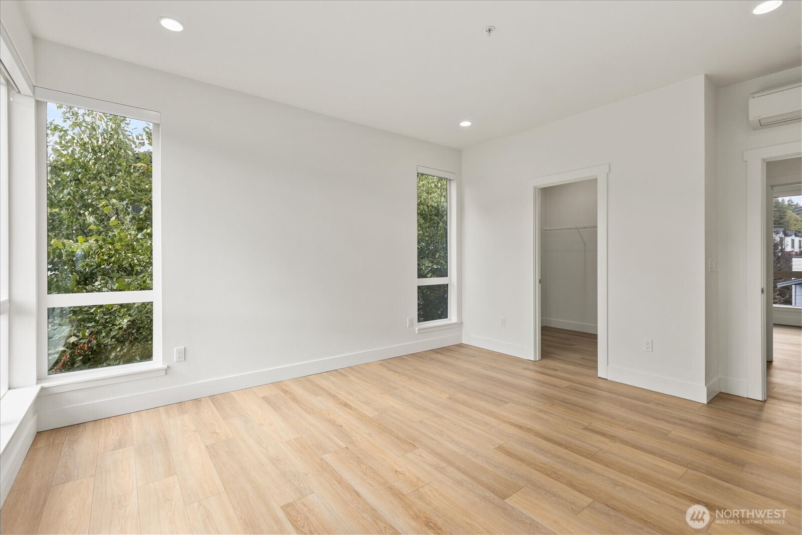 9632 Northeast 183rd Street, Unit A Bothell, WA 98011 - Photo 12 of 29