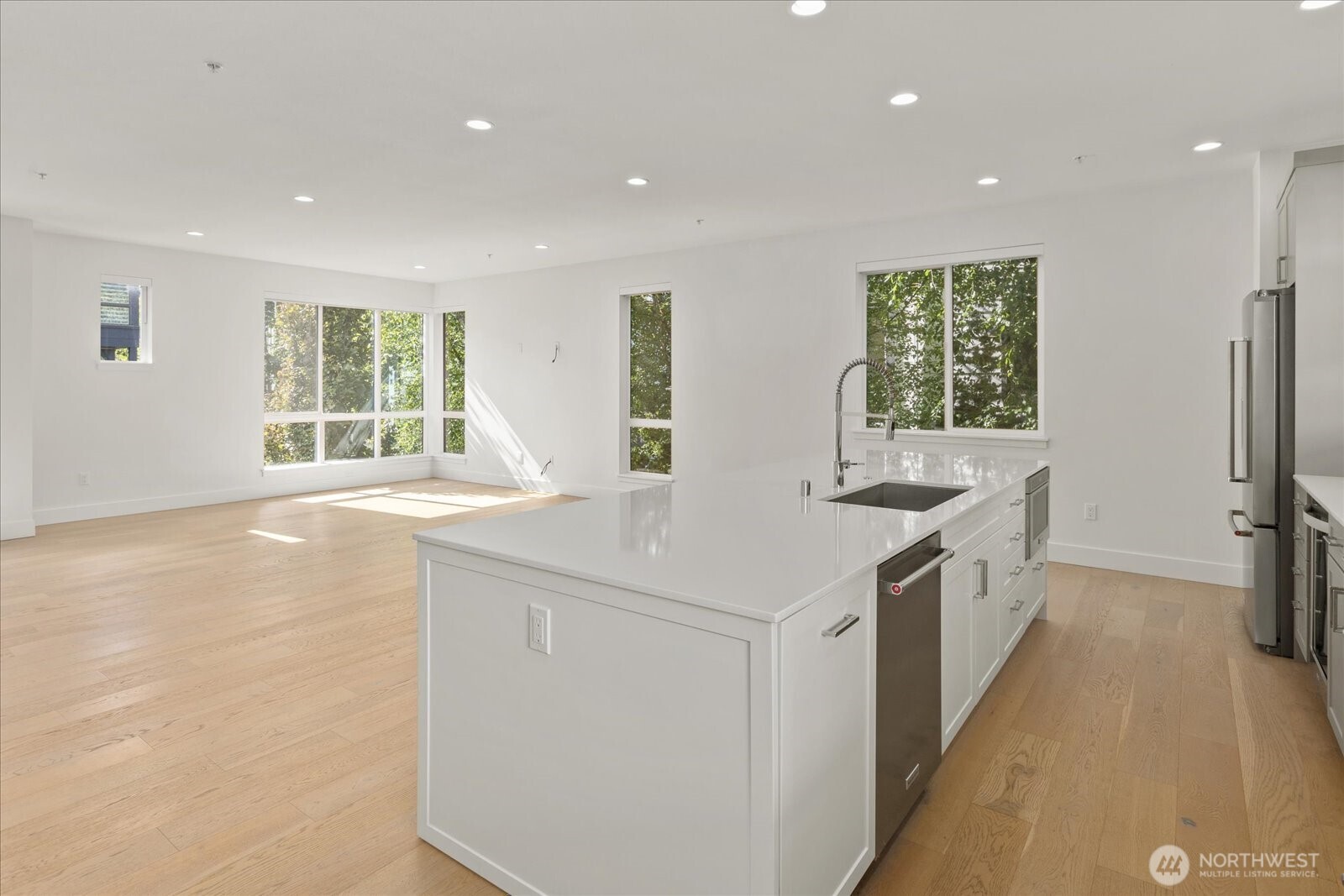 9632 Northeast 183rd Street, Unit A Bothell, WA 98011 - Photo 7 of 29