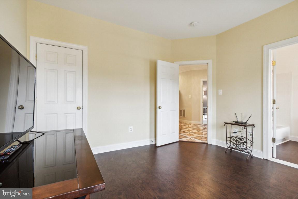 16000 Tryon Way Gainesville, VA 20155 - Photo 67 of 126 Gallery Image 67
