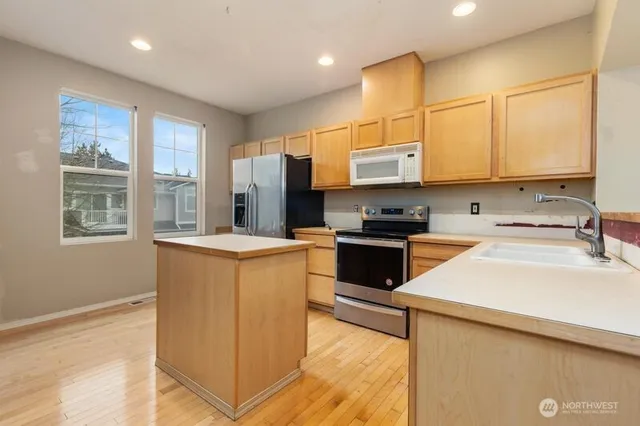 $399,990 | 14200 69th Street Southeast, Unit E3, Snohomish, WA 98296