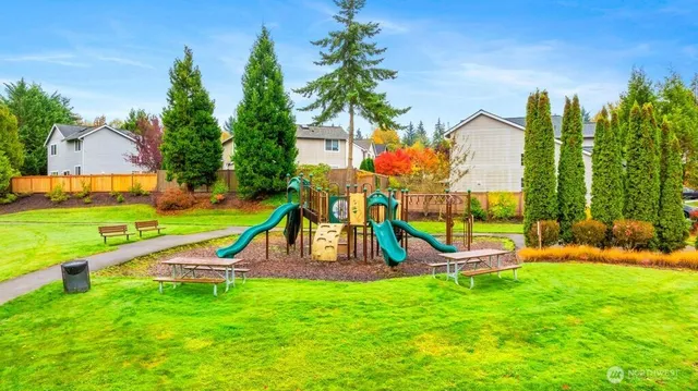$399,990 | 14200 69th Street Southeast, Unit E3, Snohomish, WA 98296