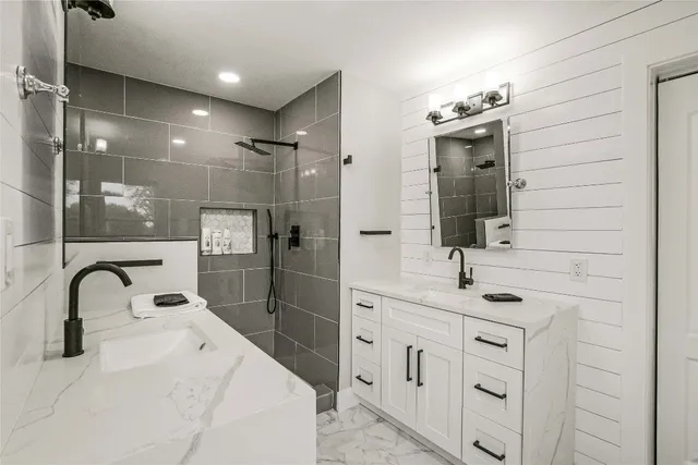 $1,399,000 | 115 Heritage Drive, Austin, TX 78737