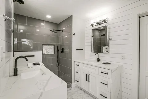 $1,399,000 | 115 Heritage Drive, Austin, TX 78737