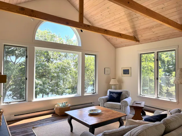 $1,960,000 | 205 West Cundys Point, Harpswell, ME 04079