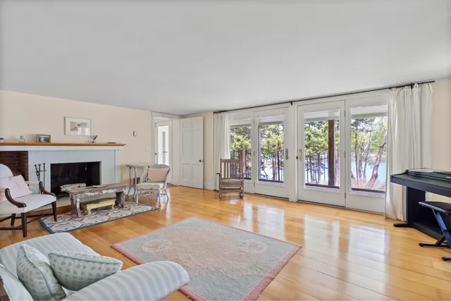 $1,960,000 | 205 West Cundys Point, Harpswell, ME 04079