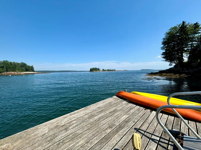 $1,960,000 | 205 West Cundys Point, Harpswell, ME 04079
