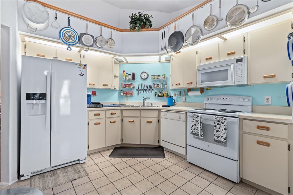 596 North Nova Road, Unit 308 Ormond Beach, FL 32174 - Photo 20 of 64