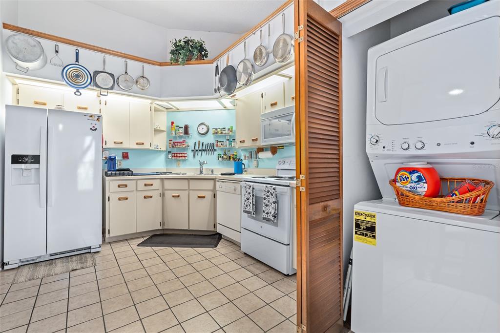 596 North Nova Road, Unit 308 Ormond Beach, FL 32174 - Photo 23 of 64