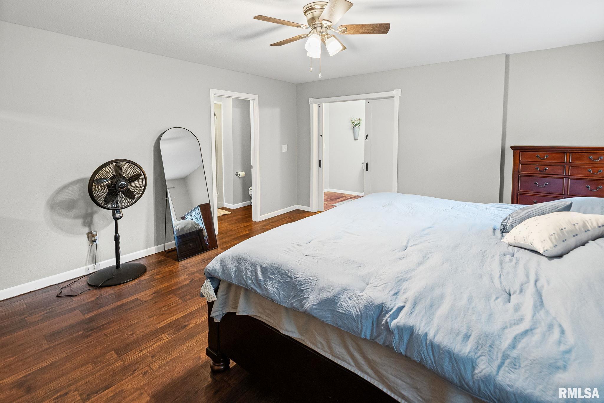 1080 Race Track Road Centralia, IL 62801 - Photo 14 of 60