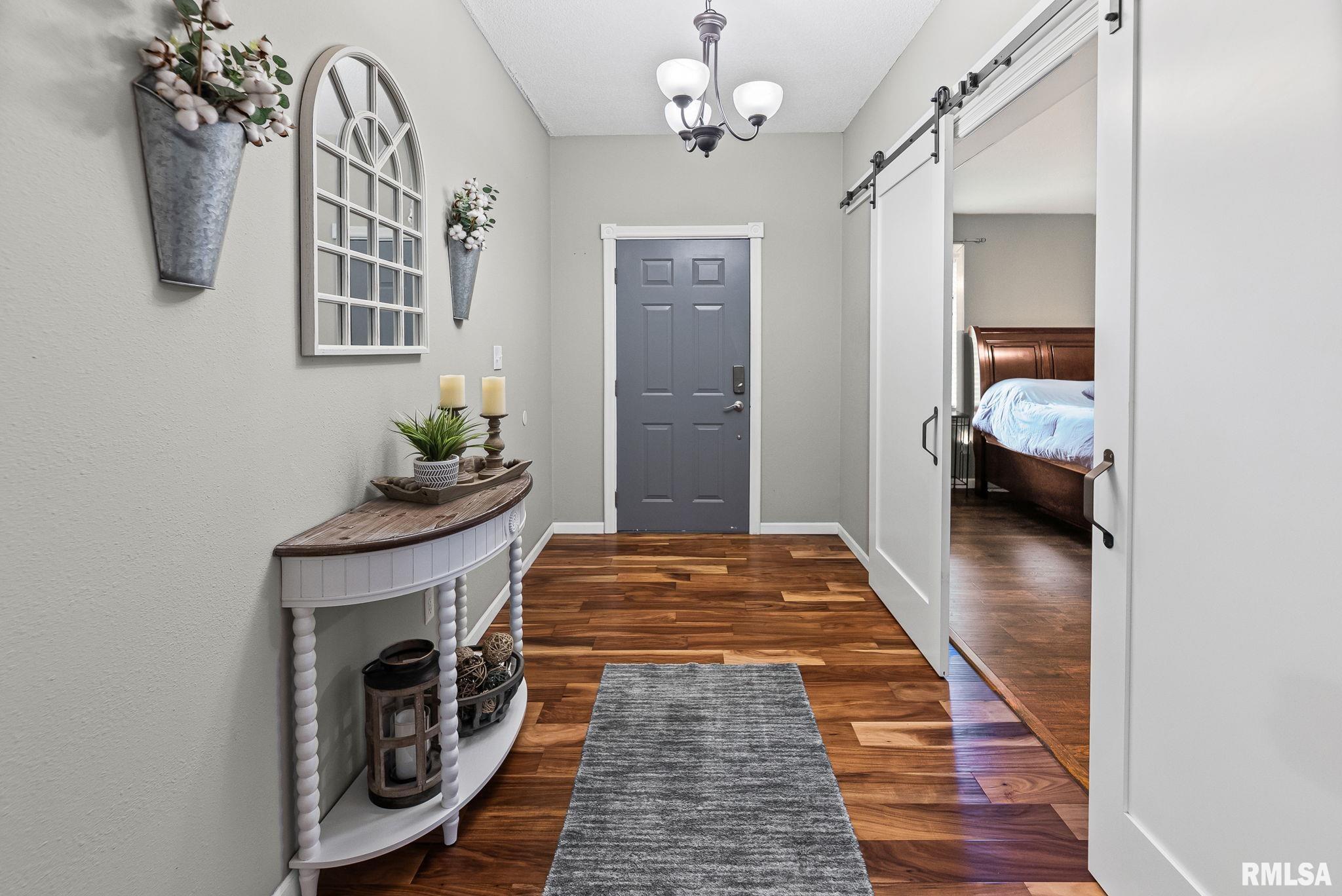 1080 Race Track Road Centralia, IL 62801 - Photo 17 of 60