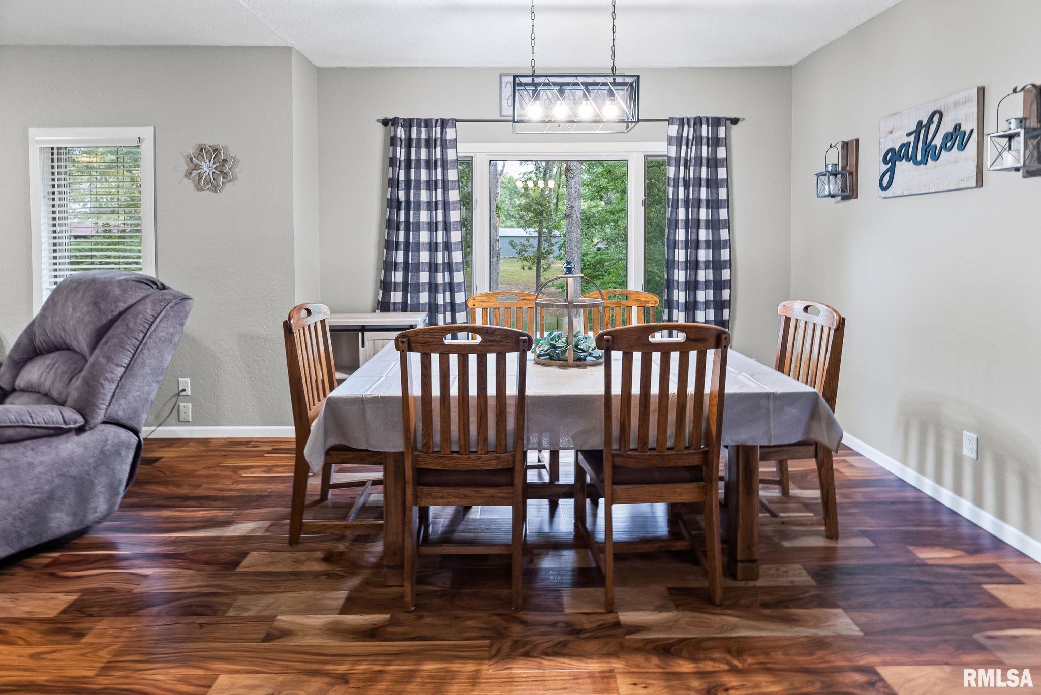 1080 Race Track Road Centralia, IL 62801 - Photo 23 of 60