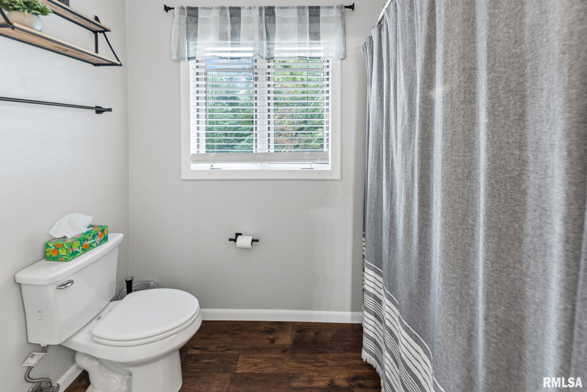 1080 Race Track Road Centralia, IL 62801 - Photo 27 of 60